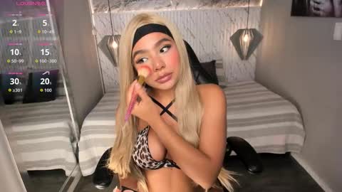 emilly_mell online show from 10-05-25, 11:19