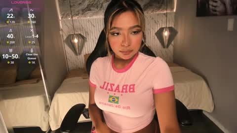 emilly_mell online show from 10-11-25, 11:09