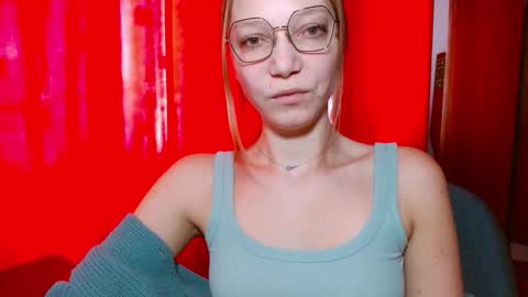 Emilly online show from 02-03-26, 06:40