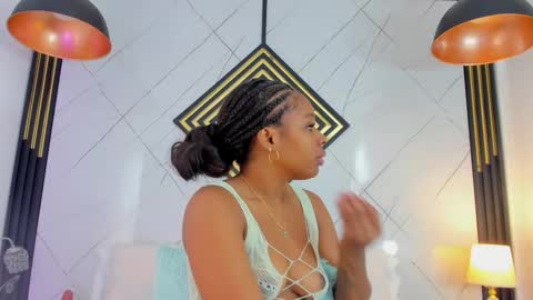 Emilly online show from 10-17-25, 12:19