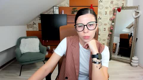 EmillyTaylor online show from 09-16-25, 02:56