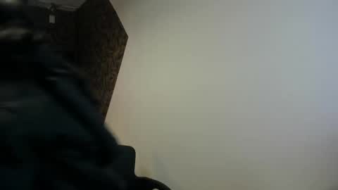 Snapshot of emily__cute__ chatting on 02-25-26, 12:37 EMILY CUTE online show from 02-25-26, 12:37