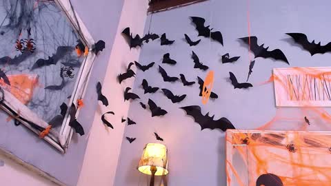 emily_castillo1_ online show from 10-30-25, 04:36