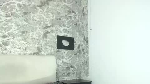 emily_castillo_1 online show from 03-11-25, 07:15