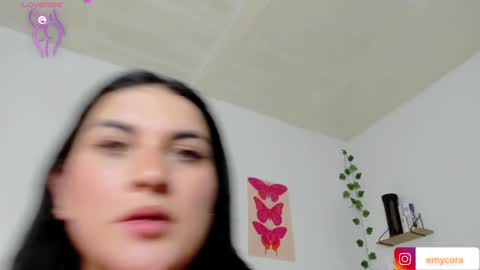 Snapshot of emily_coraline chatting on 01-25-25, 01:21 Emily online show from 01-25-25, 01:21