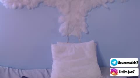 emily_fox7 online show from 12-28-24, 03:04