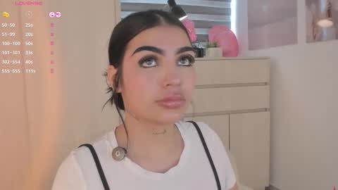 EmilyKenner  Independent model  online show from 10-18-25, 12:17