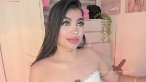 EmilyKenner  Independent model  online show from 03-10-26, 11:48