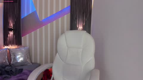 Emily online show from 01-16-25, 02:30