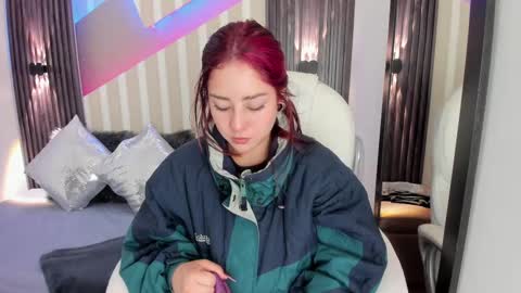 Emily online show from 11-11-25, 02:50