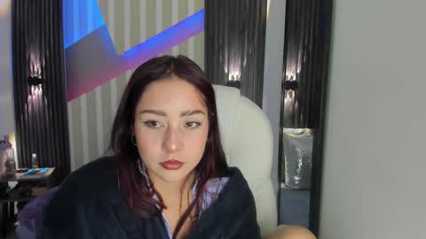 Emily online show from 02-02-26, 12:20