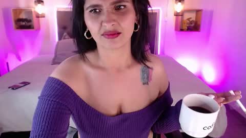E M I L Y  online show from 09-30-25, 03:50