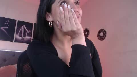 E M I L Y  online show from 10-14-25, 04:19