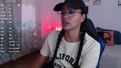 Snapshot of emily_leroy571240 chatting on 10-23-25, 12:15 emily leroy. online show from 10-23-25, 12:15