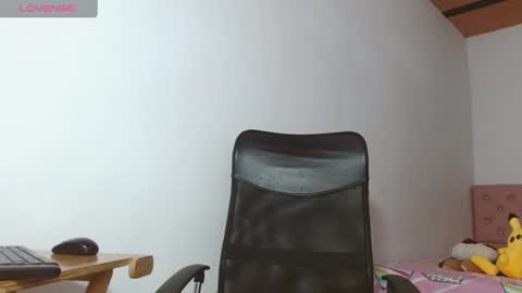 Snapshot of emily_littesweet chatting on 01-03-25, 11:55 Emily littesweets online show from 01-03-25, 11:55