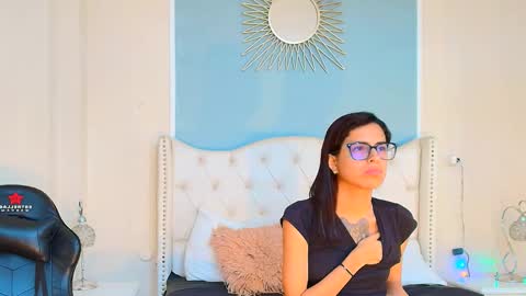 Emily online show from 01-15-26, 12:37