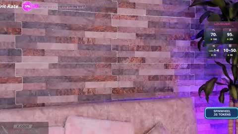 Snapshot of emily_montoya chatting on 12-20-25, 11:01 Emily online show from 12-20-25, 11:01