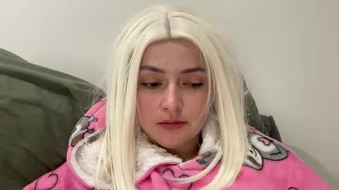 emily_morning_dew online show from 11-17-25, 12:22