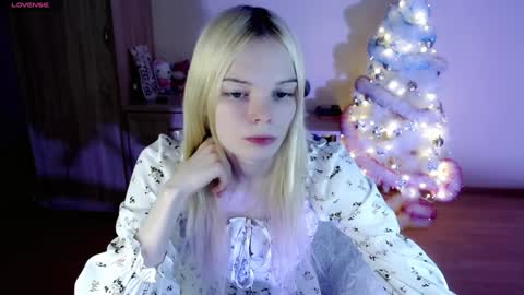 Lia online show from 01-04-25, 09:09