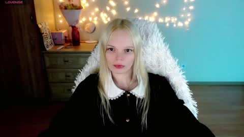 Lia online show from 02-28-25, 03:26