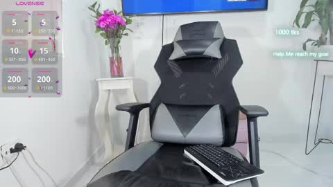 emily_palmeer online show from 10-15-25, 12:49