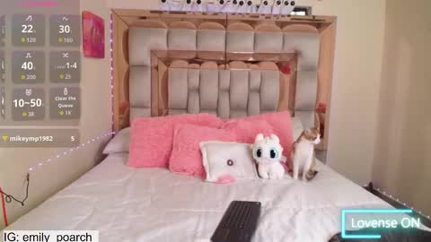 emily online show from 10-11-25, 10:19