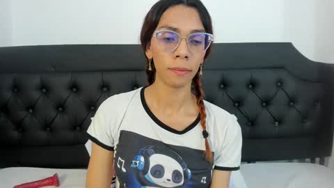 EMILY online show from 09-12-25, 09:59