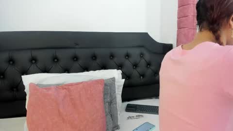 EMILY online show from 09-16-25, 03:35