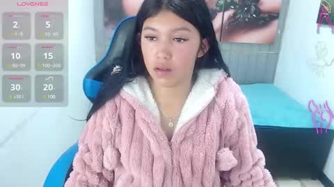       online show from 01-20-25, 01:11