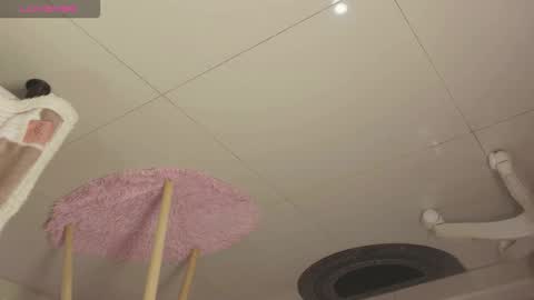 Snapshot of emily_sweett12 chatting on 10-11-25, 12:15 Emily online show from 10-11-25, 12:15