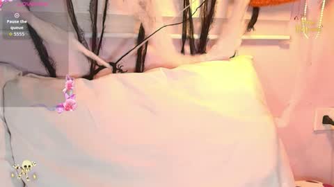 Snapshot of emily_sweett12 chatting on 10-31-25, 12:50 Emily online show from 10-31-25, 12:50