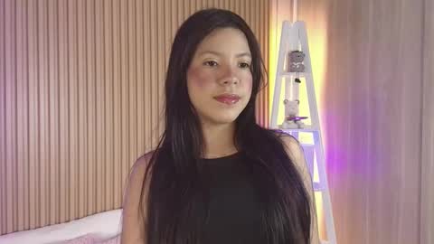 Snapshot of emily_sweett12 chatting on 02-10-26, 12:20 Emily online show from 02-10-26, 12:20