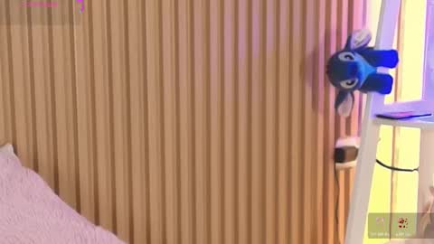 Snapshot of emily_sweett12 chatting on 03-20-26, 12:32 Emily online show from 03-20-26, 12:32