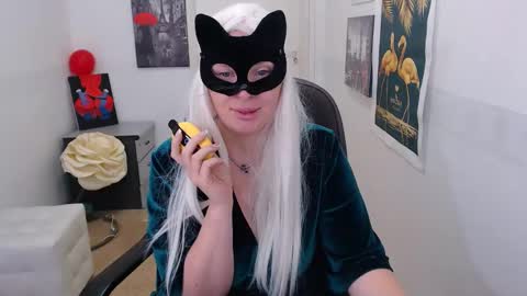 Emily online show from 02-13-25, 01:15