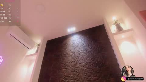 emilyallen_1 online show from 12-15-25, 04:06