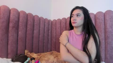 Snapshot of emilyandmarco_ chatting on 11-04-25, 10:53 Emilyyy online show from 11-04-25, 10:53