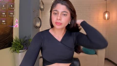 Emily Armstrong online show from 12-19-24, 03:19