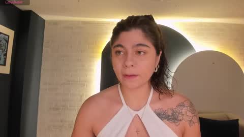 Emily Armstrong online show from 02-23-25, 11:14