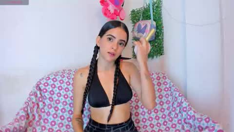 Sweet Emily online show from 12-16-25, 08:58