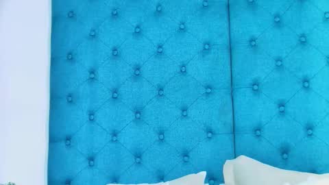 Emily online show from 12-14-25, 07:40