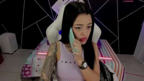 Snapshot of emilydaft chatting on 01-10-25, 09:31 fari online show from 01-10-25, 09:31