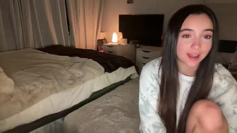 emilyfawn online show from 11-23-25, 05:07