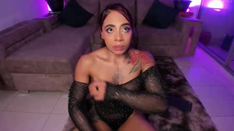 emily online show from 11-06-25, 02:34