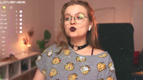Emily  online show from 12-08-24, 03:24