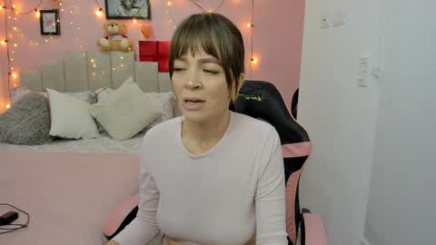 Emily online show from 01-15-26, 09:18