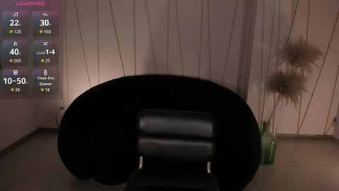 Emily online show from 11-22-25, 01:26