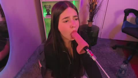 VALEEEN online show from 12-13-24, 06:59