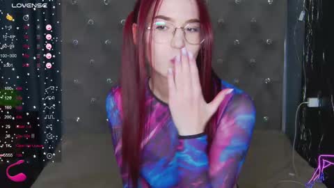 EmilyKents online show from 02-14-25, 10:59