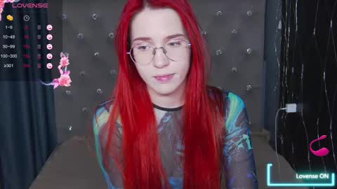 EmilyKents online show from 10-09-25, 02:31