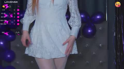 EmilyKents online show from 11-29-25, 02:03